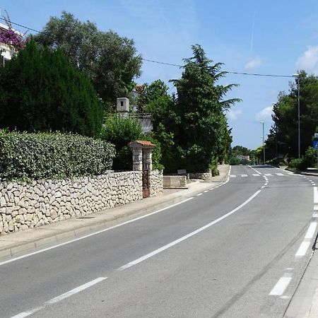 Apartments Losinj Mali Losinj Bagian luar foto