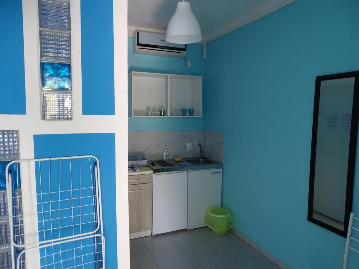 Apartments Losinj Mali Losinj Bagian luar foto