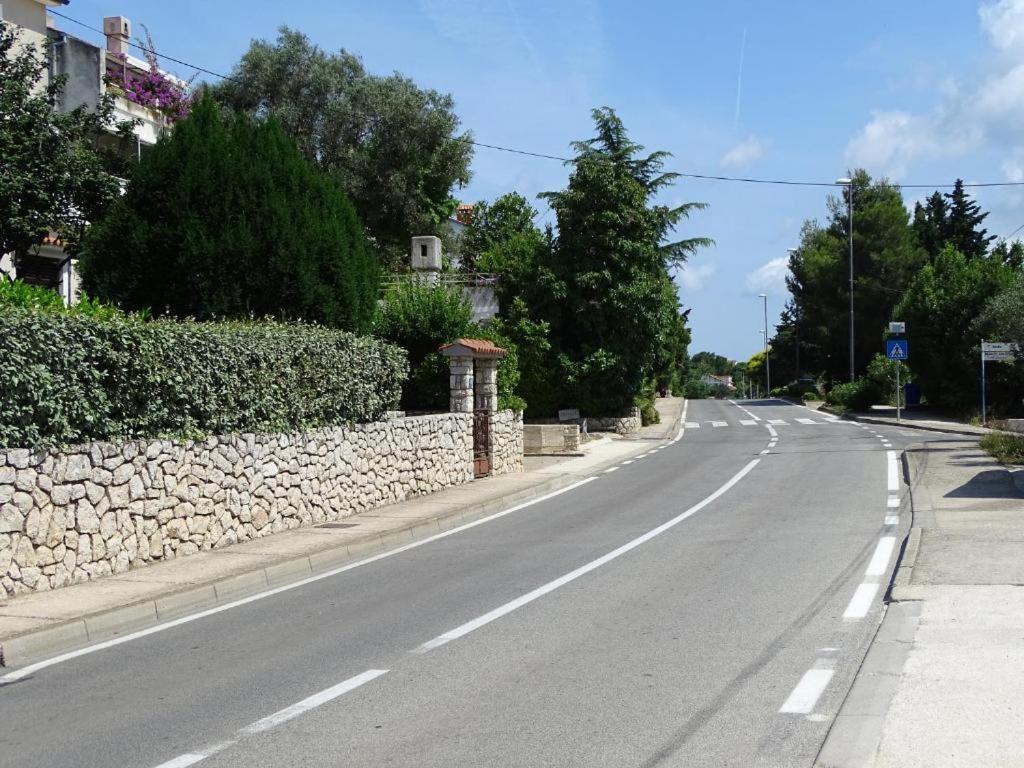 Apartments Losinj Mali Losinj Bagian luar foto
