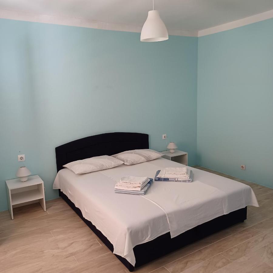 Apartments Losinj Mali Losinj Bagian luar foto