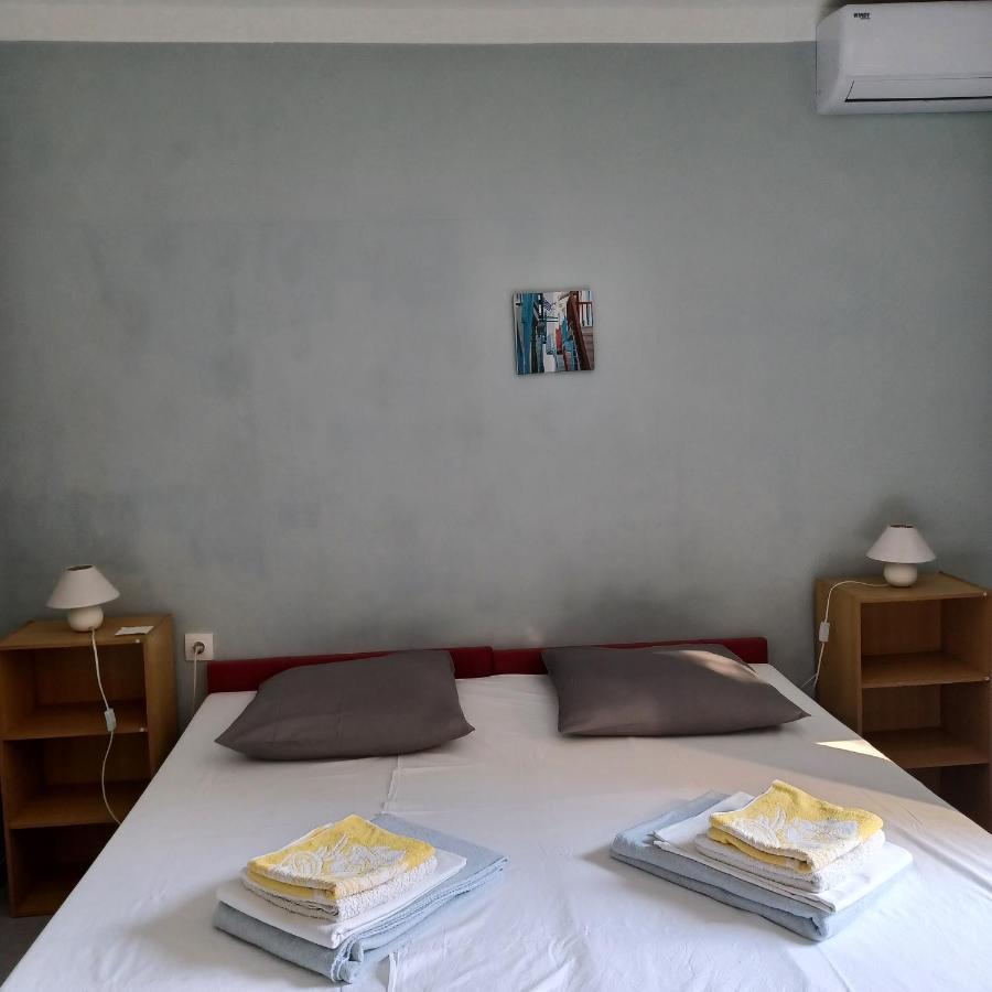 Apartments Losinj Mali Losinj Bagian luar foto