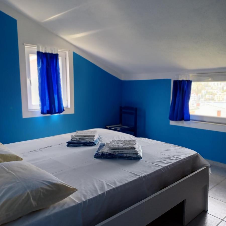 Apartments Losinj Mali Losinj Bagian luar foto