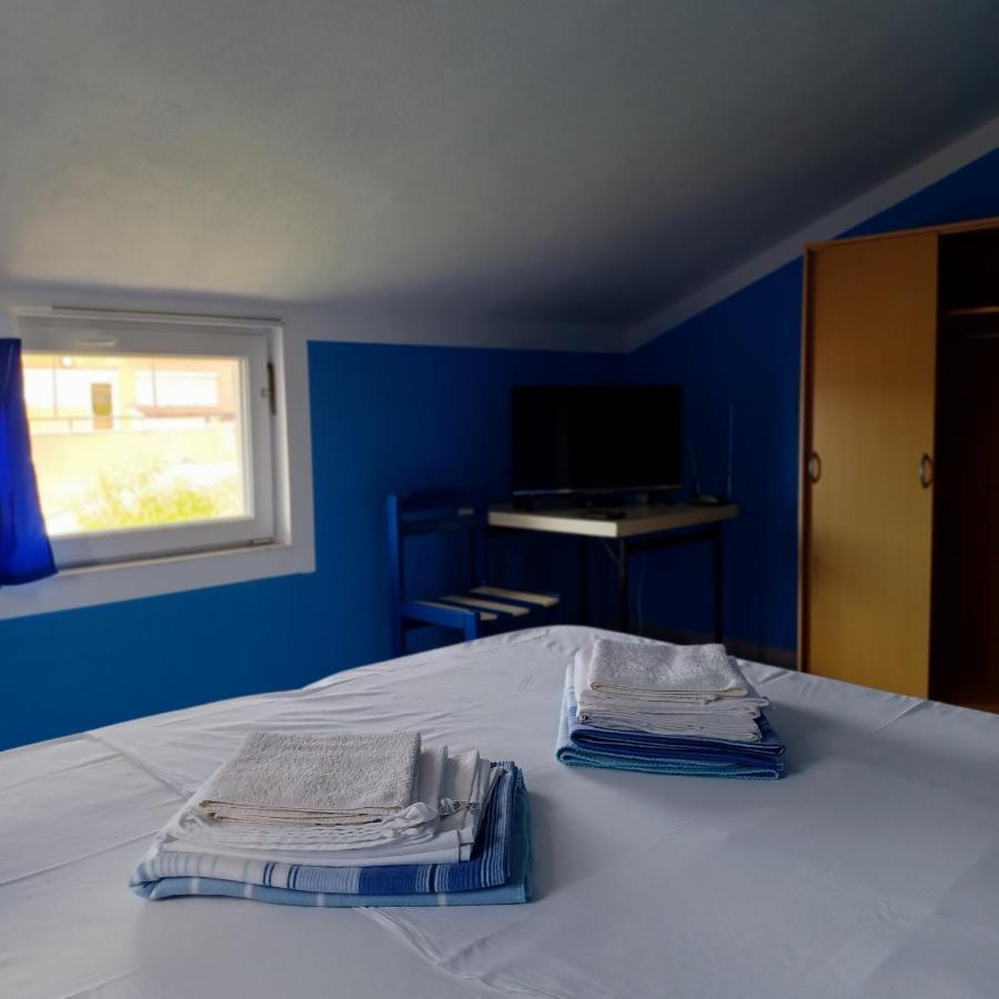 Apartments Losinj Mali Losinj Bagian luar foto